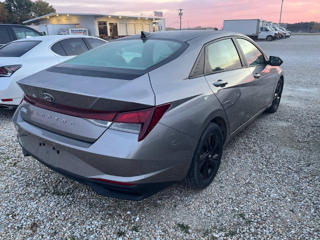 2021 Hyundai Elantra - $14,750
