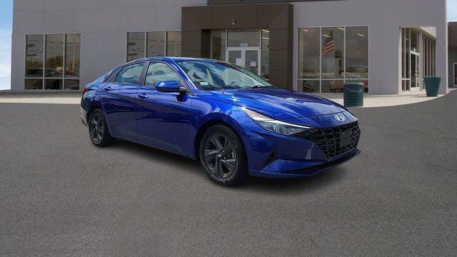 Preowned 2023 Hyundai ELANTRA SEL for Sale