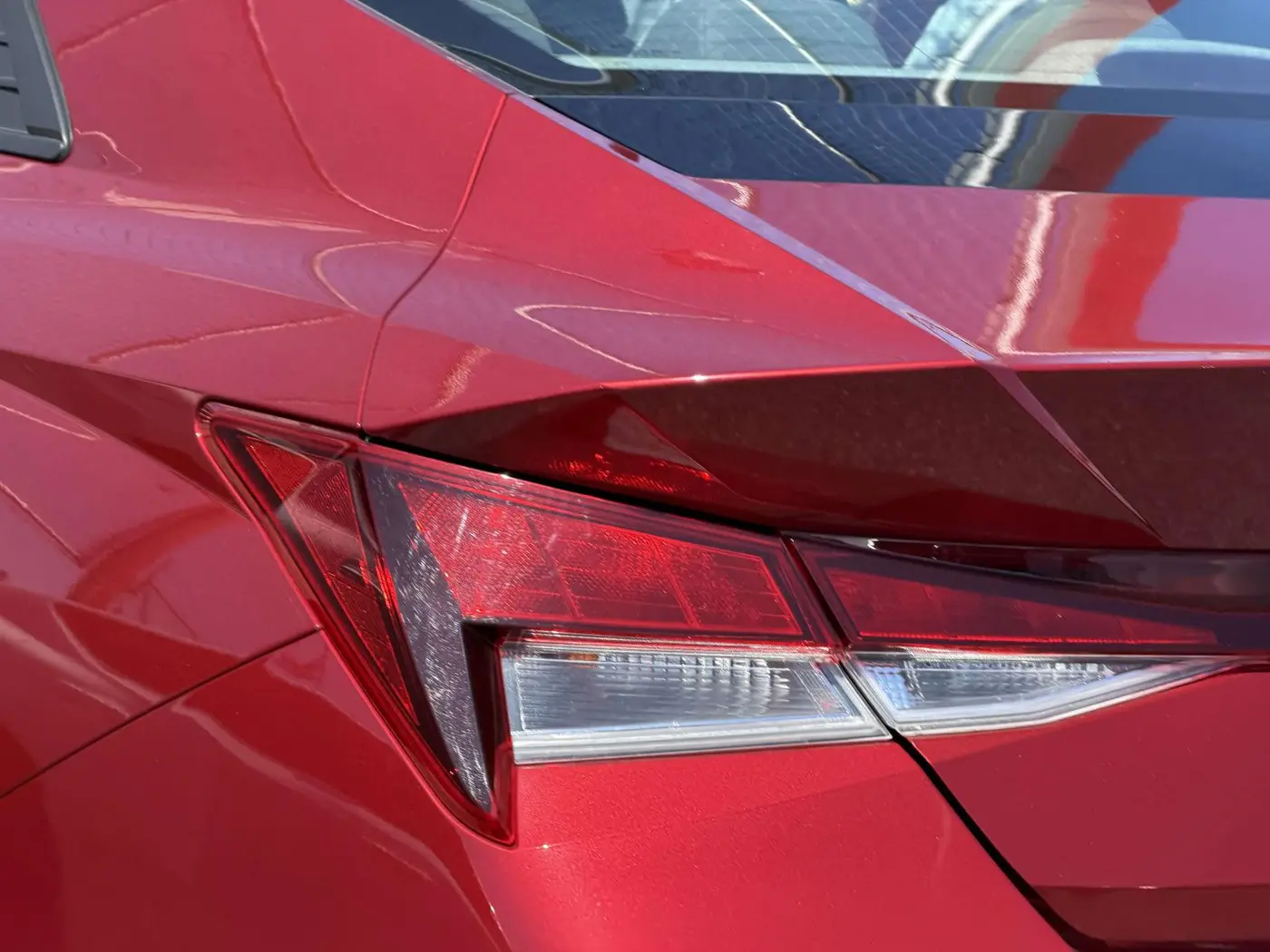 2023 Hyundai Elantra - $18,338