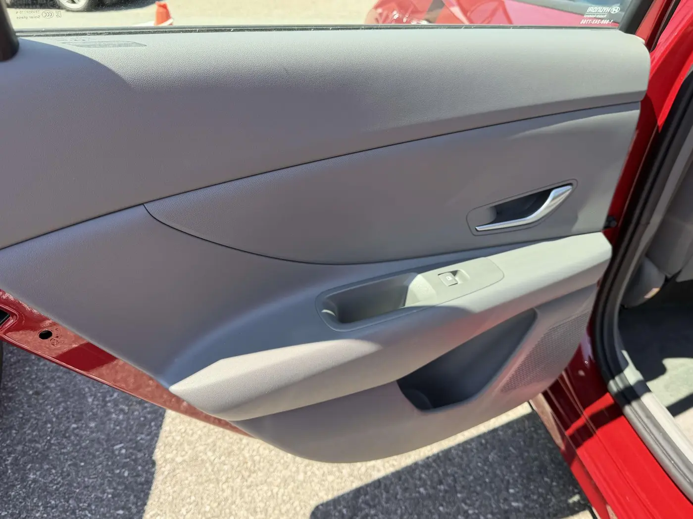 2023 Hyundai Elantra - $18,338