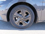 2023 Elantra Thumbnail 13