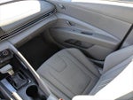 2023 Elantra Thumbnail 25