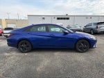 2022 Elantra Thumbnail 8