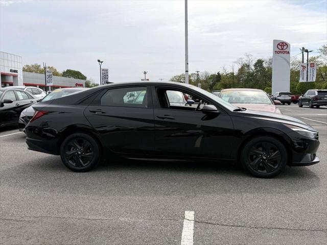 2023 Hyundai Elantra - $19,898