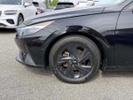 2023 Elantra Thumbnail 9