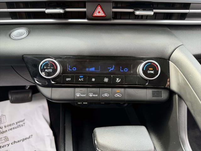 2023 Hyundai Elantra - $19,898