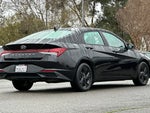 2023 Elantra Thumbnail 4