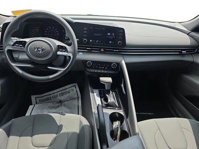 Photo of a 2023 Hyundai Elantra SEL 4DR Sedan Sulev for sale