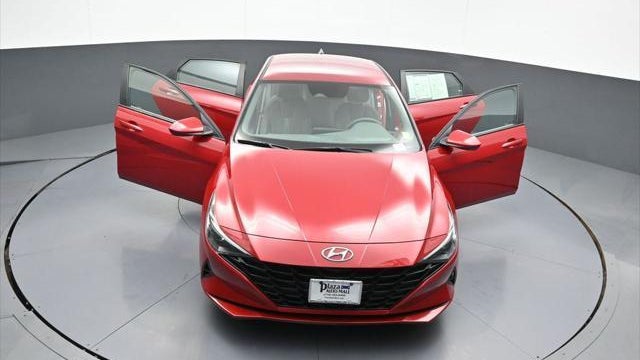 2021 Hyundai ELANTRA SEL