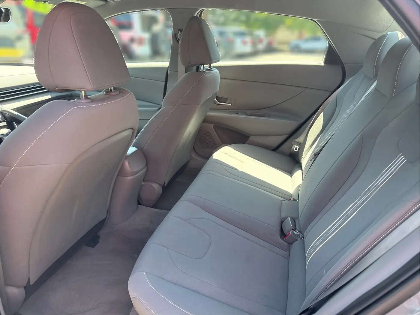 2022 Hyundai Elantra - $22,991