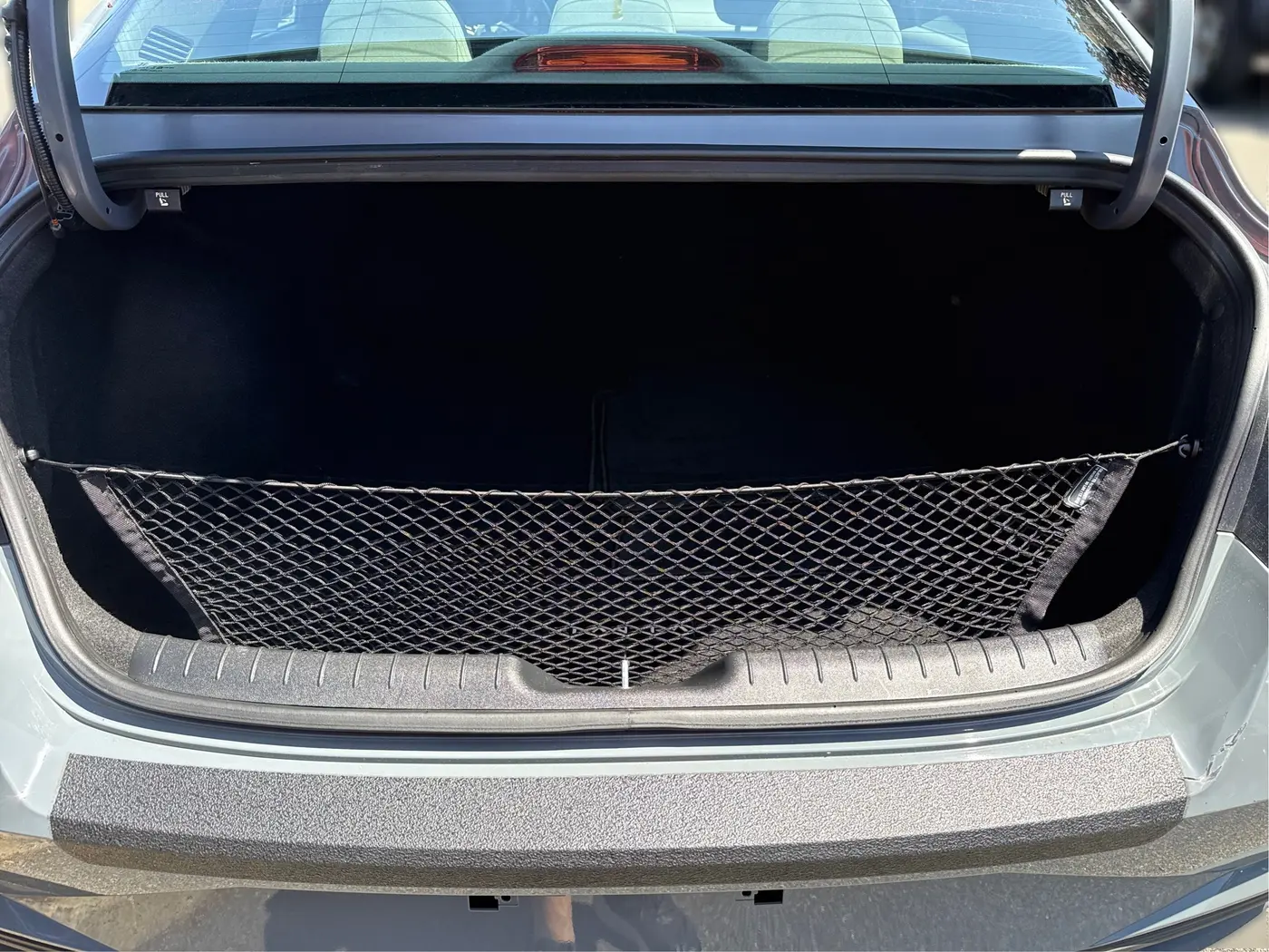 2022 Hyundai Elantra - $22,991