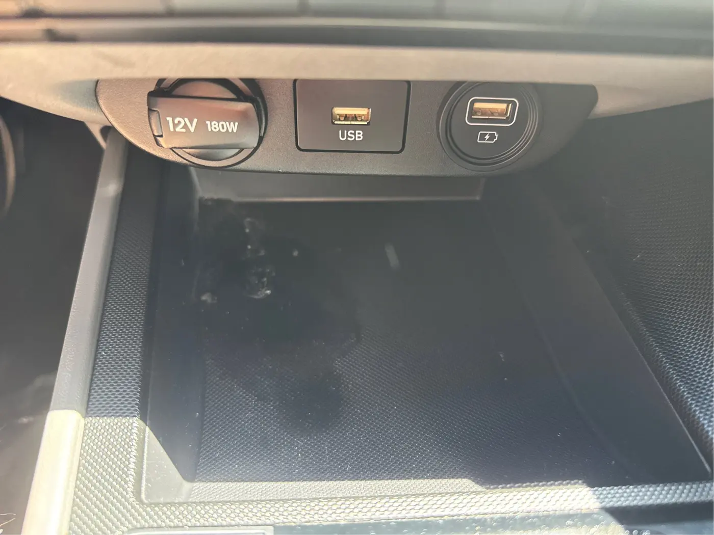 2022 Hyundai Elantra - $22,991