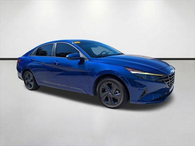 2023 Hyundai Elantra SEL 4DR Sedan