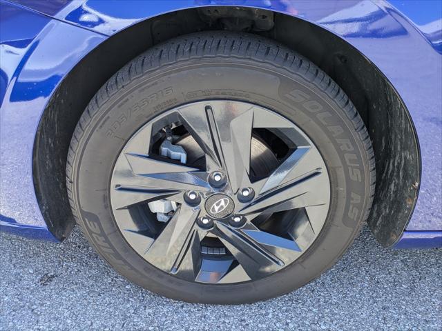 2023 Hyundai Elantra - $15,702