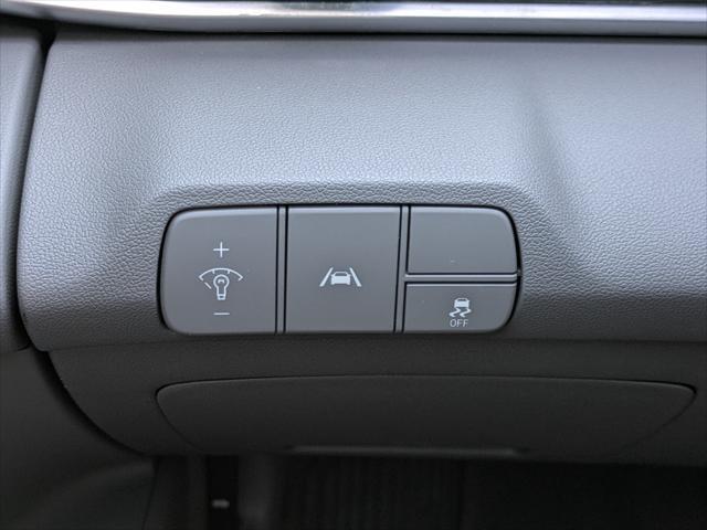 2023 Hyundai Elantra - $15,702