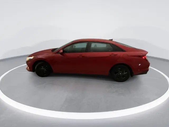 2023 Hyundai Elantra - $19,690