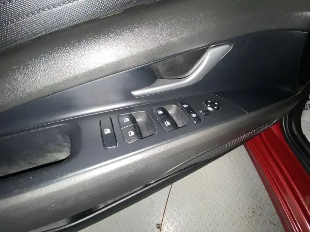 2023 Hyundai Elantra - $19,690