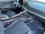 2023 Elantra Thumbnail 15