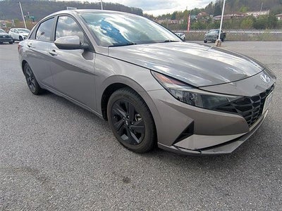 Photo of a 2023 Hyundai Elantra SEL 4DR Sedan for sale