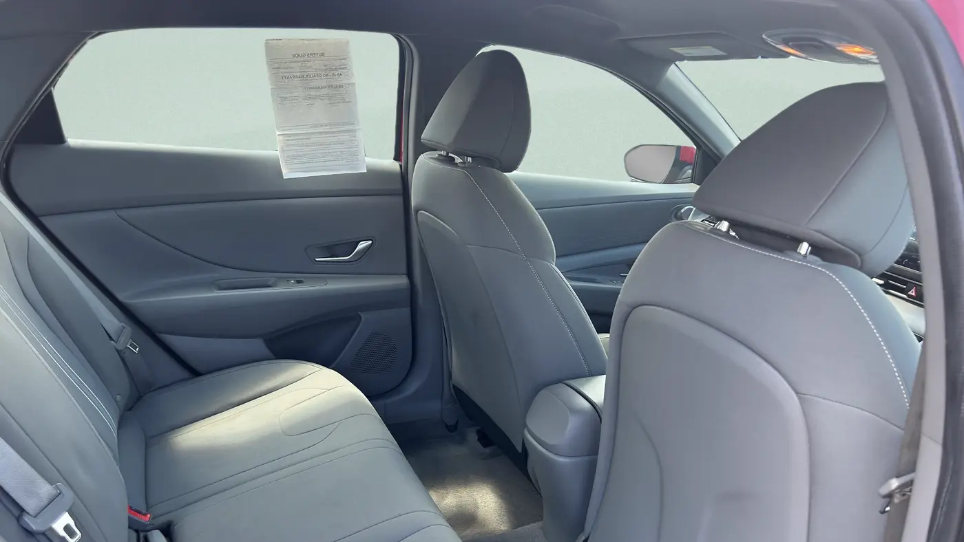 2023 Hyundai ELANTRA SEL