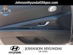 2023 Elantra Thumbnail 11
