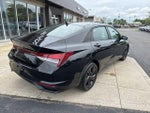 2023 Elantra Thumbnail 18