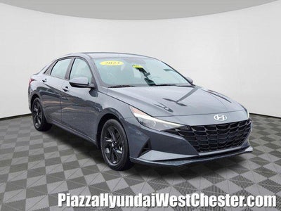 2023 Hyundai Elantra SEL 4DR Sedan