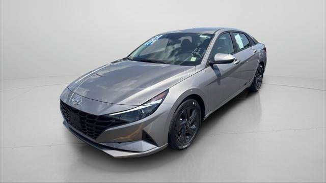 Preowned 2023 Hyundai ELANTRA SEL for Sale