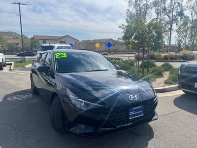 2023 Hyundai Elantra SEL 4DR Sedan
