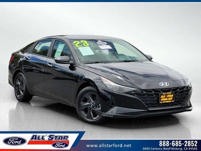 2023 Hyundai Elantra SEL 4DR Sedan
