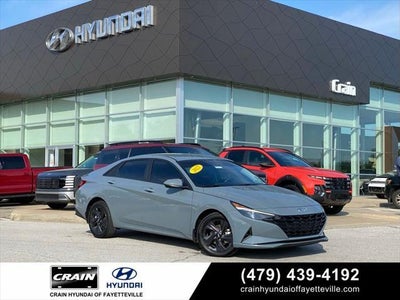 Photo of a 2022 Hyundai Elantra SEL 4DR Sedan for sale