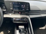 2022 Elantra Thumbnail 18
