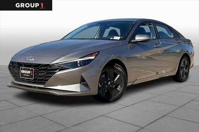 Photo of a 2022 Hyundai Elantra SEL 4DR Sedan for sale