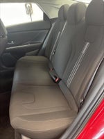 2023 Elantra Thumbnail 27