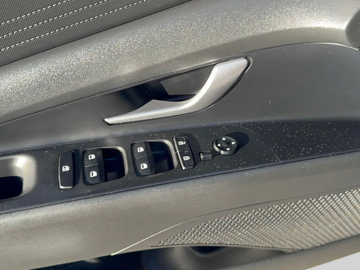 2023 Hyundai Elantra - $14,990
