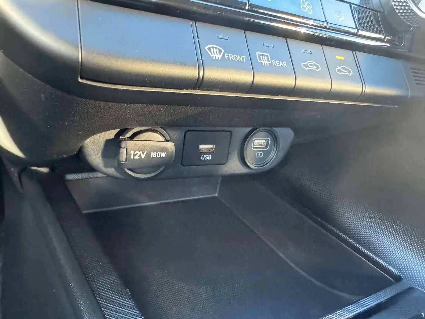 2023 Hyundai Elantra - $14,990