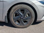 2023 Elantra Thumbnail 18