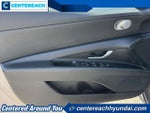 2023 Elantra Thumbnail 14