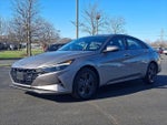 2023 Elantra Thumbnail 3