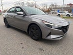 2022 Elantra Thumbnail 4