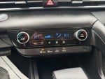 2022 Elantra Thumbnail 24