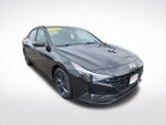 2022 Elantra Thumbnail 2