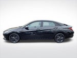2022 Elantra Thumbnail 5