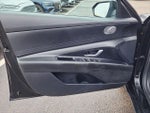 2022 Elantra Thumbnail 15