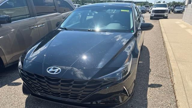 Preowned 2022 Hyundai ELANTRA SEL for Sale