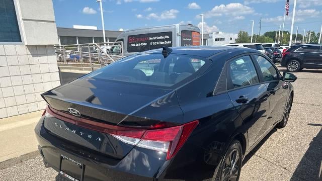 2022 Hyundai ELANTRA SEL