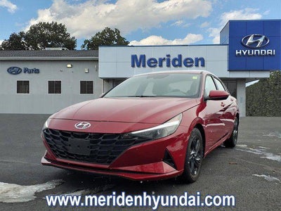 2023 Hyundai Elantra SEL 4DR Sedan