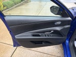 2023 Elantra Thumbnail 15