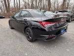 2023 ELANTRA Thumbnail 4