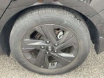 2023 Elantra Thumbnail 7